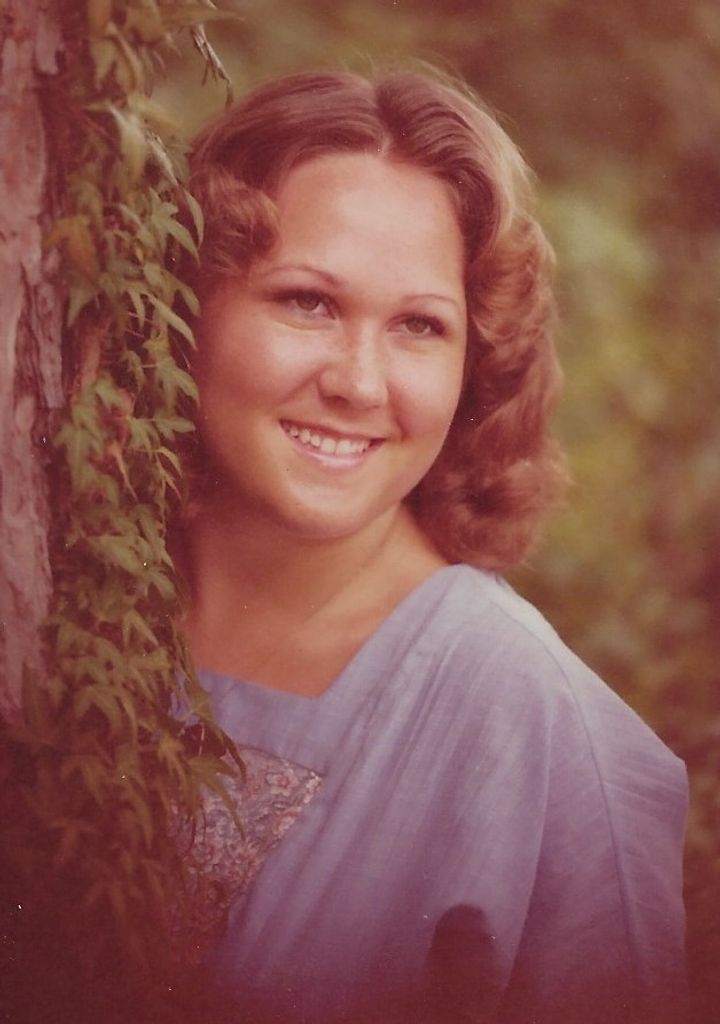 Roberts, Suzanne 'Suzie' Elaine