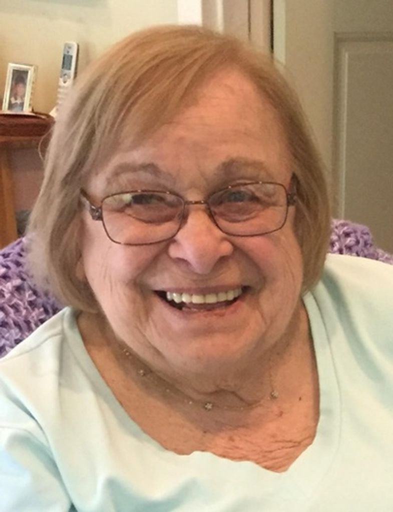 Rosanne Thomas Profile Photo