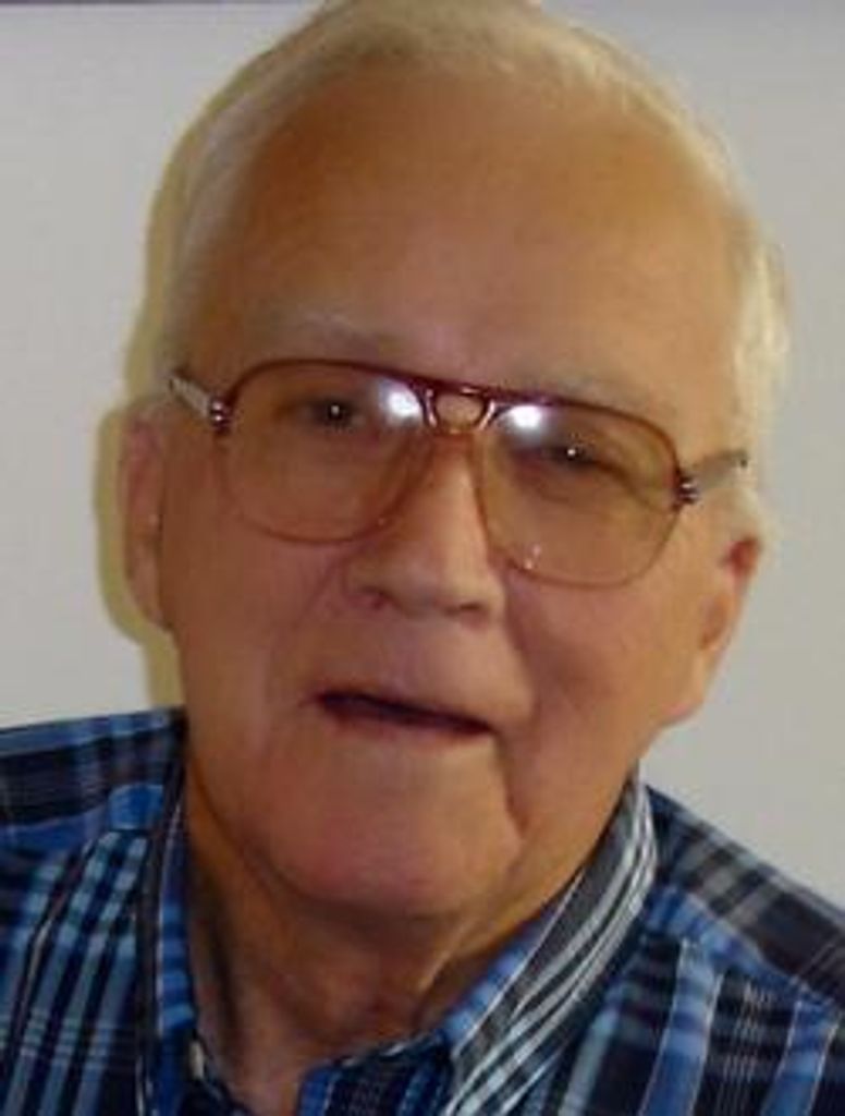 James Robert "Bob"` Crews