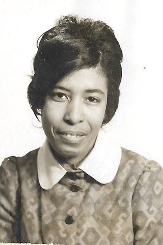 Joyce Simmonds Profile Photo