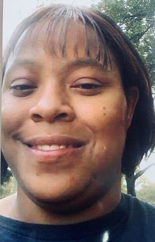Ms Lashundra Debra Isom Profile Photo