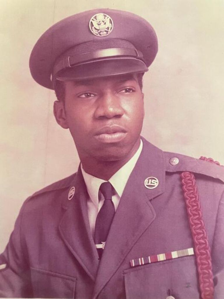 Kenneth G. Powell Profile Photo