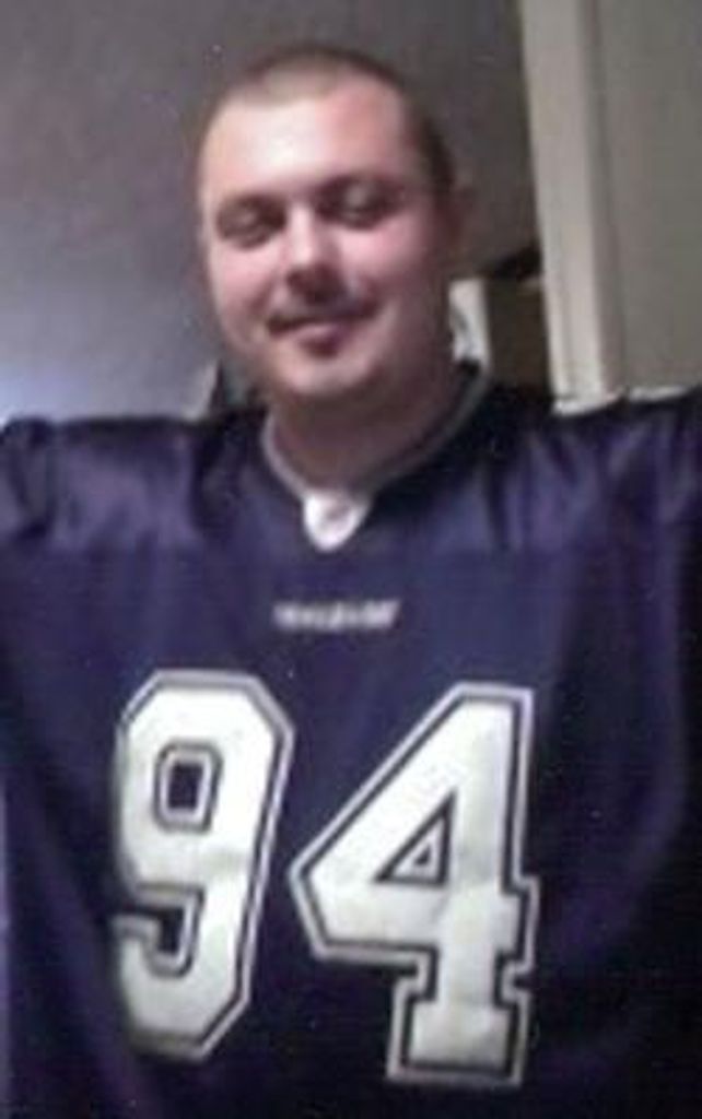 Travis Wayne Hooker