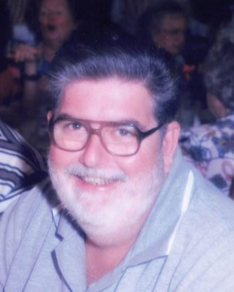 Manuel Cox Profile Photo