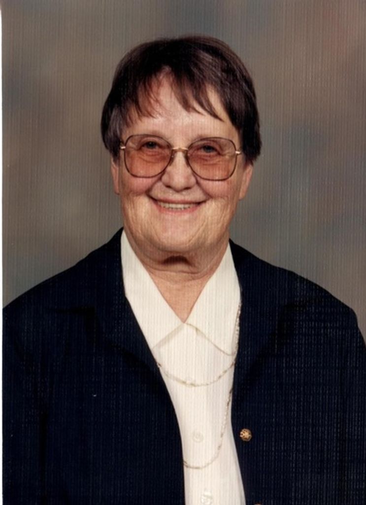 Helen L. Gibbens Profile Photo