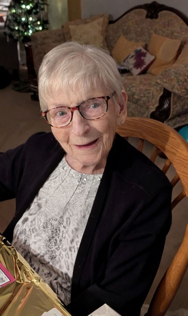 Elaine Marqueen Adams