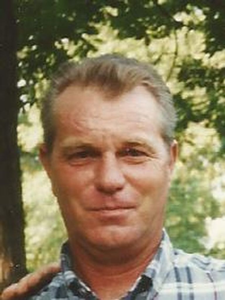 Lloyd Wayne Davidson