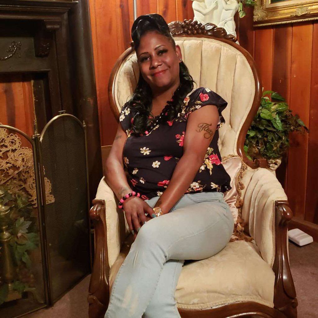 Latoya Neloms Profile Photo