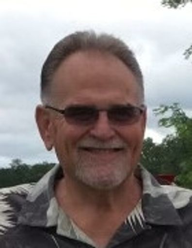 Lloyd Tomlin Profile Photo