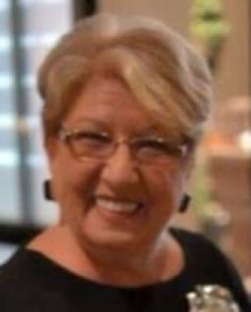 Eileen  M. (Paglierani)  Pescatore