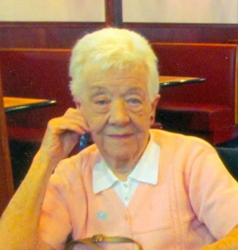 Clarice M Fouke (Schweitzer)