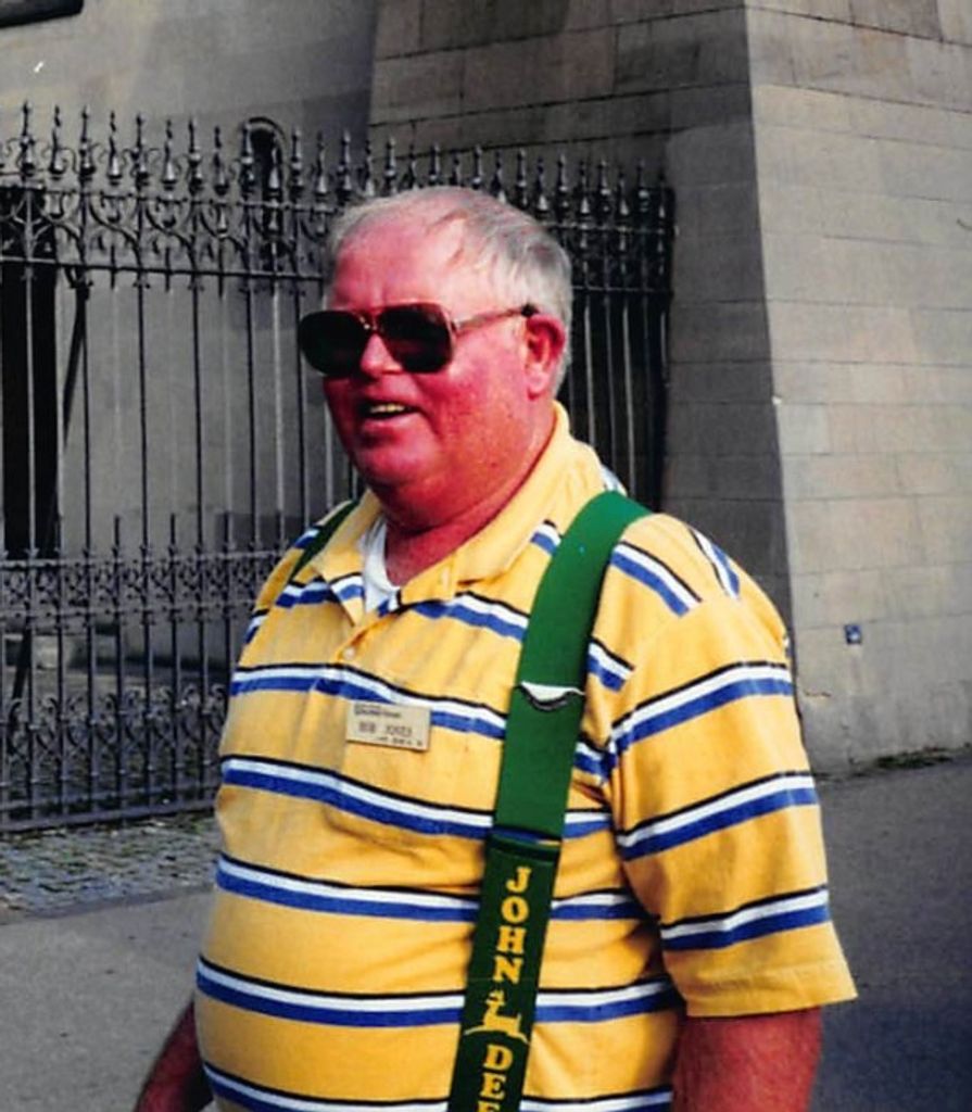Robert Oliver Jones Profile Photo