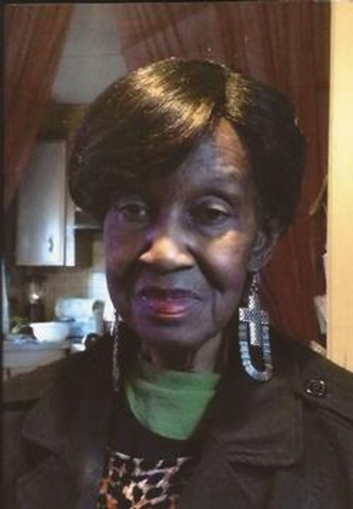 Lois Summers Profile Photo