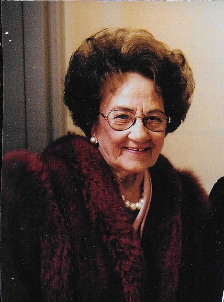 Philomena (Long)  Conti
