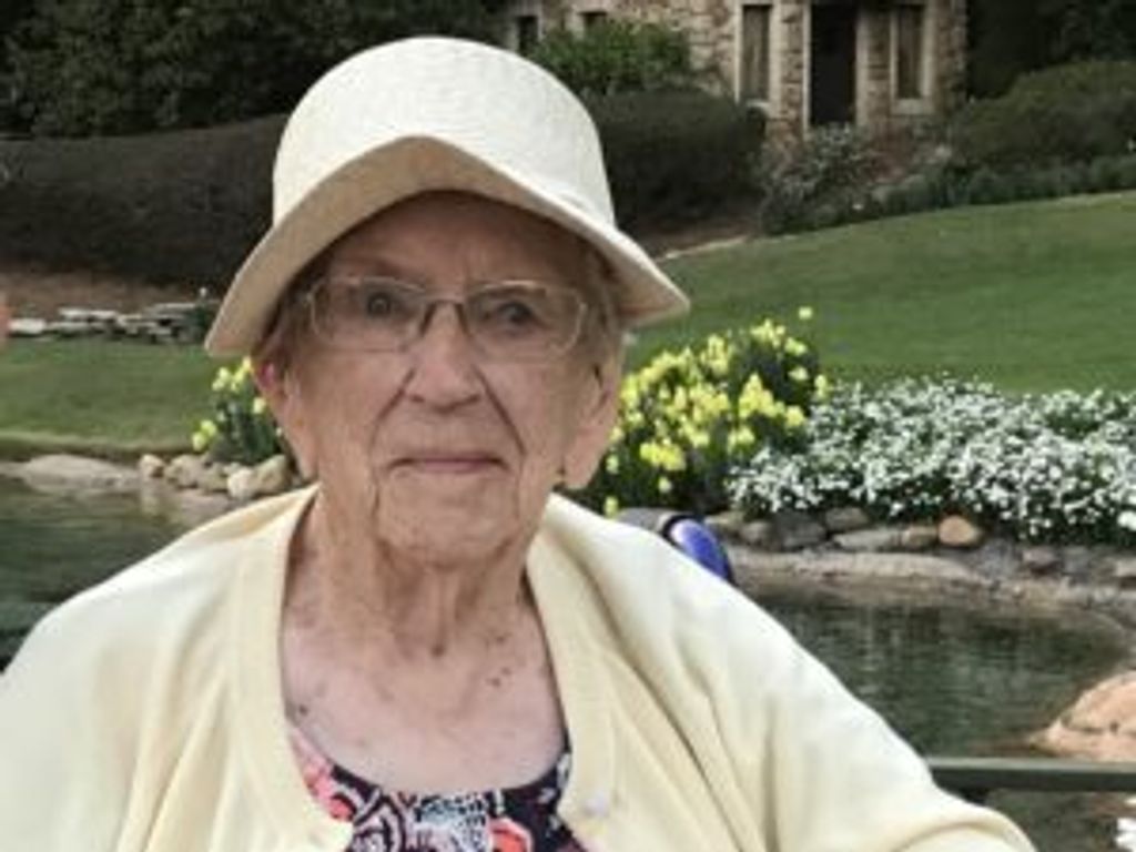 Karin S. Hallen Profile Photo