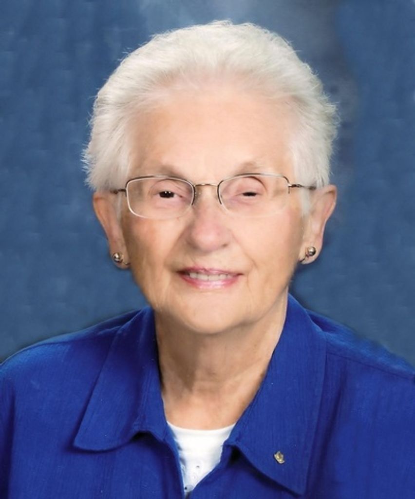 Regina C Gacka Profile Photo