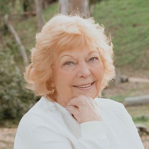 Ria Adele Meyer Profile Photo