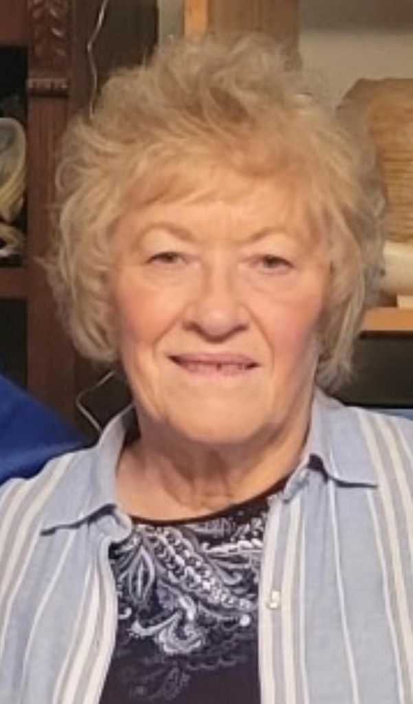 Valdena Lynette 'Val' Navratil Profile Photo