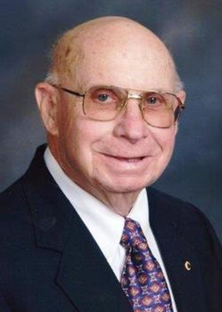 Leslie F. Volmert Profile Photo