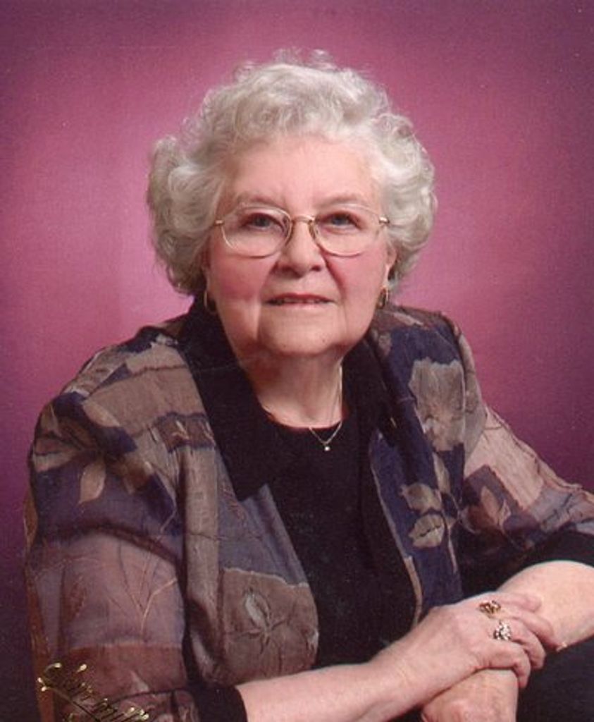 Winona Loomis Profile Photo