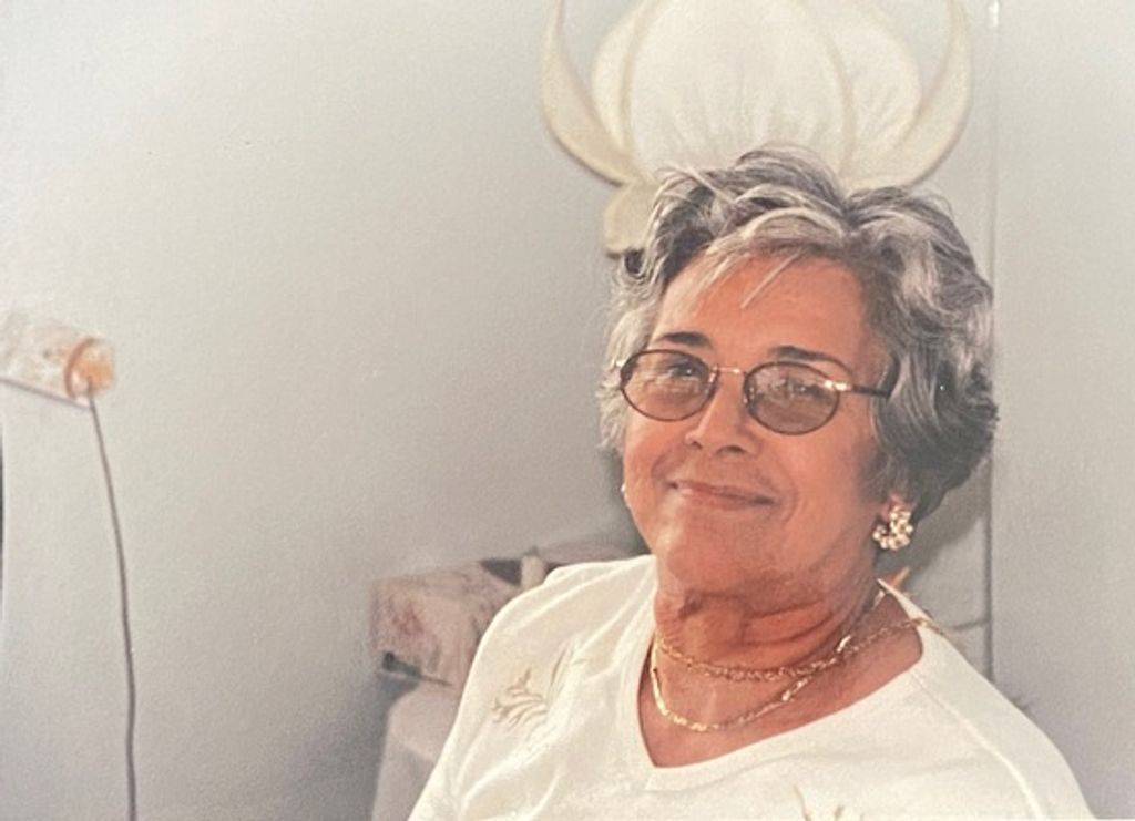 Gloria Adorno Profile Photo