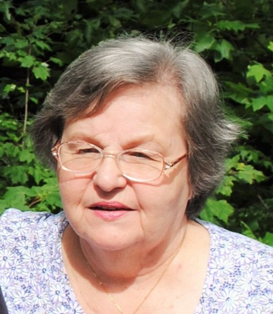 Teressia Dehart Teboe Profile Photo