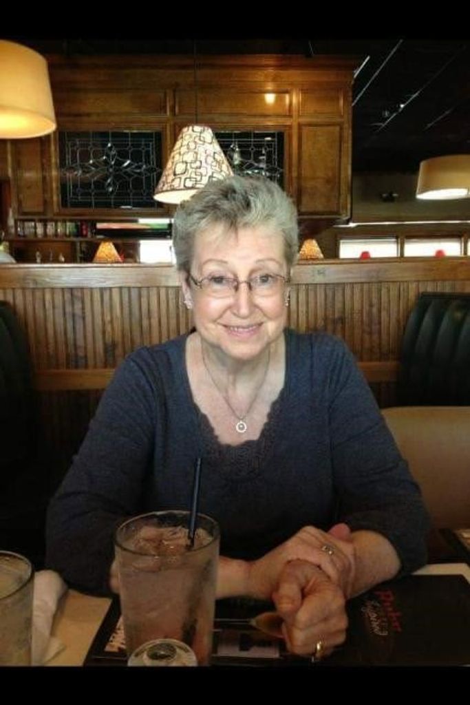 Patricia "Pat" Etolen