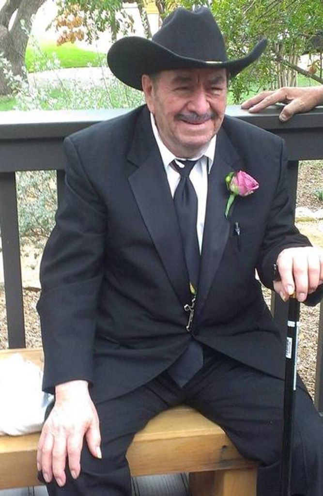 Manuel Jesus Luna Profile Photo