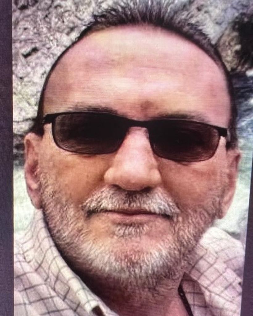 Christopher E. Lavaron