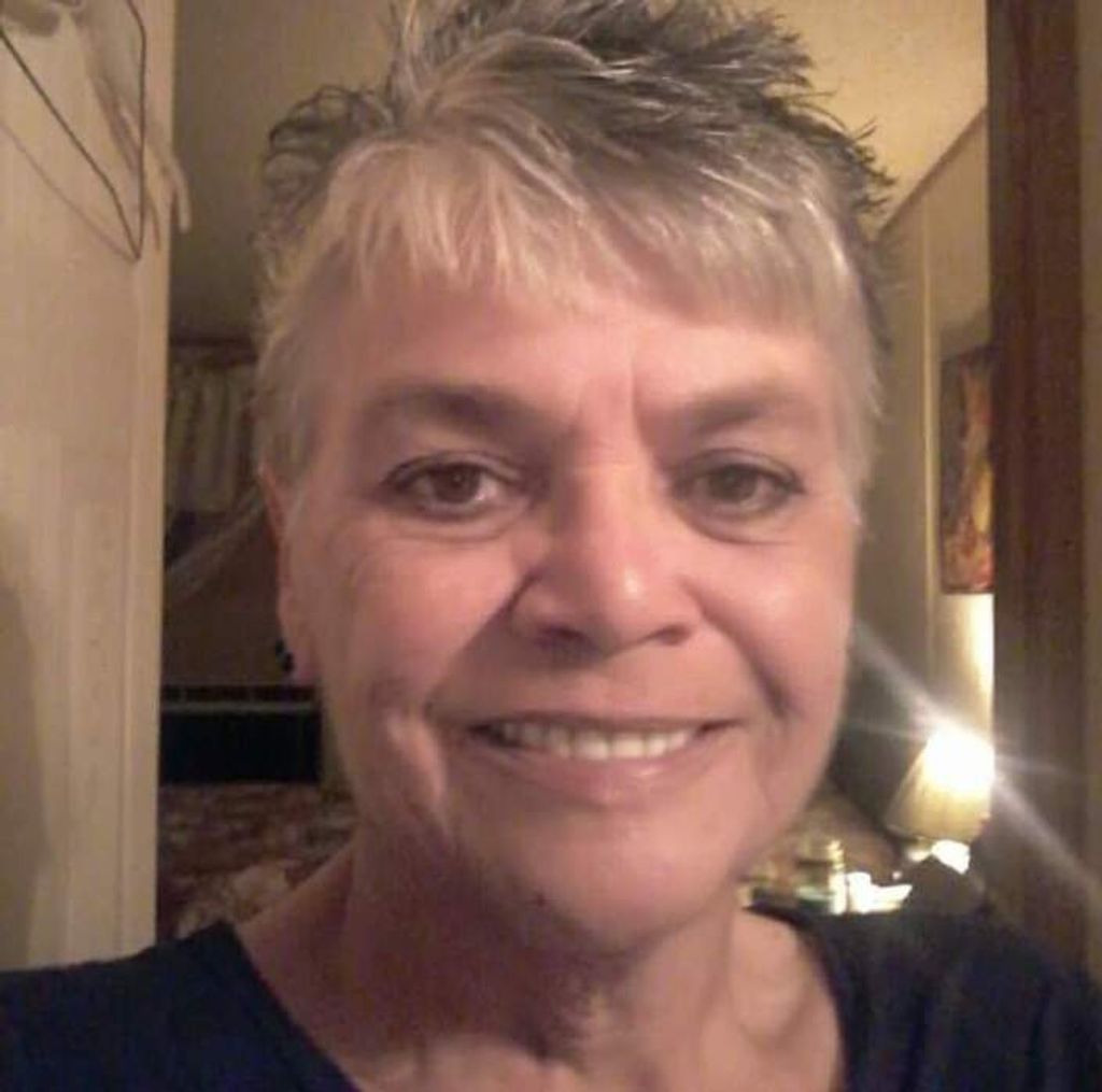 Maggie "Beth" Cummings Morris