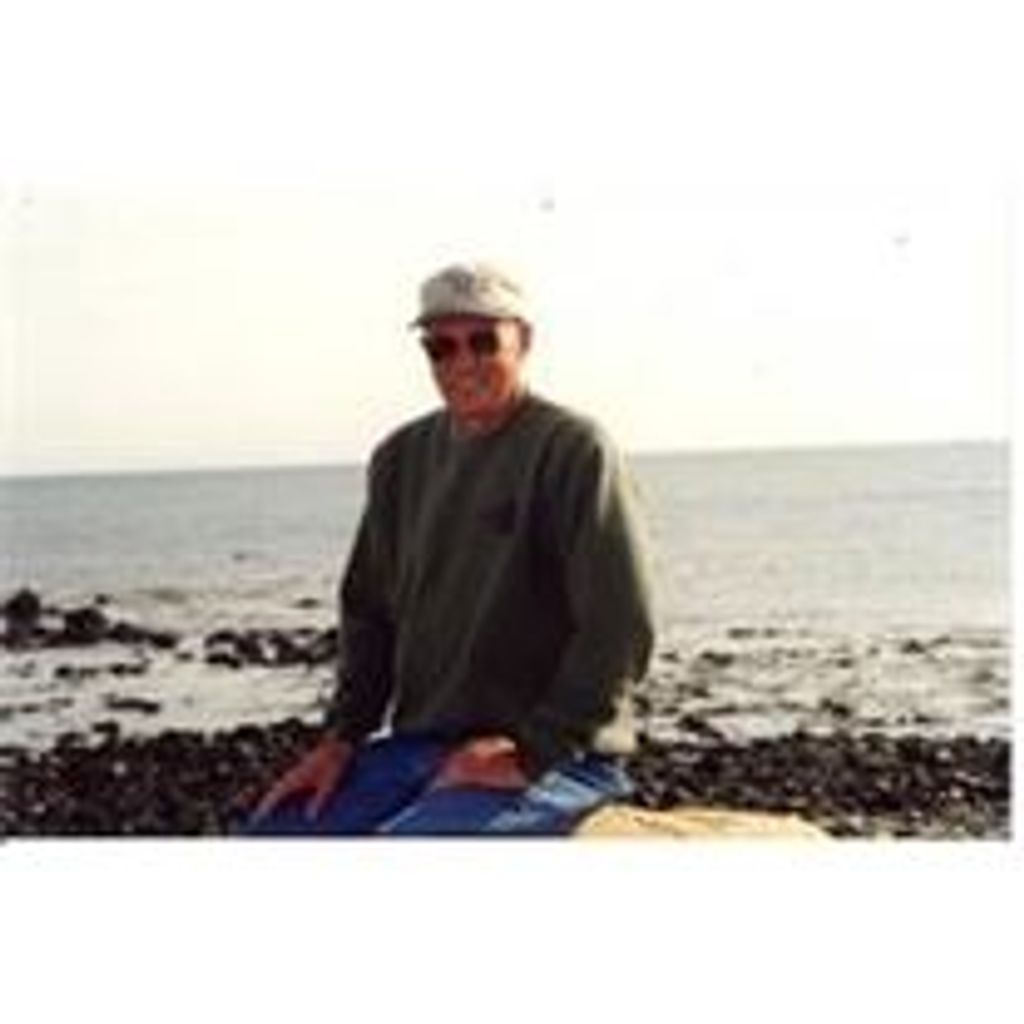 Robert G Stidstone