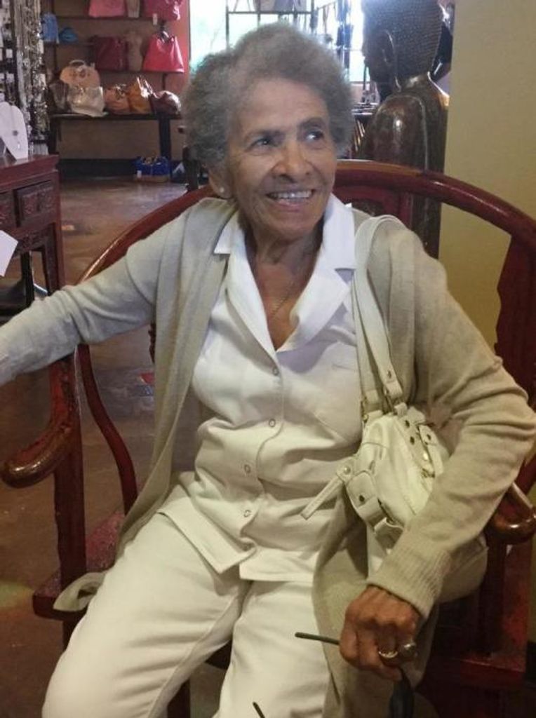Gloria Hardy