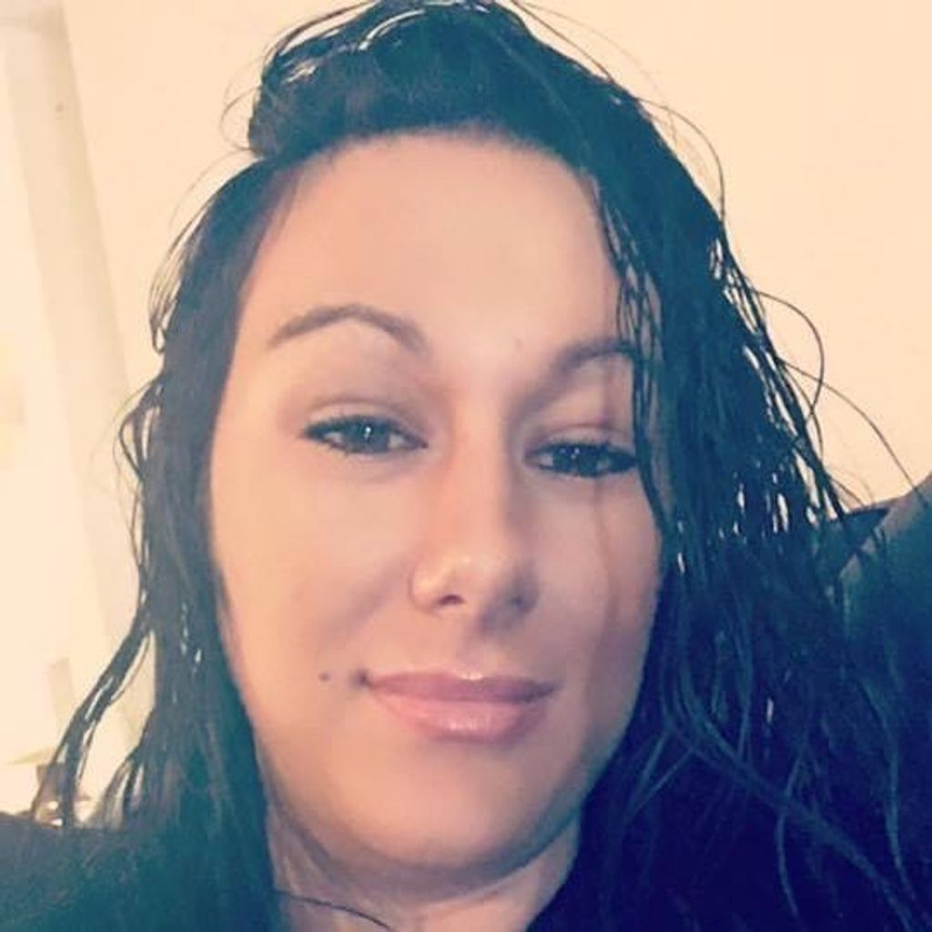 Ashley Dewitt Profile Photo