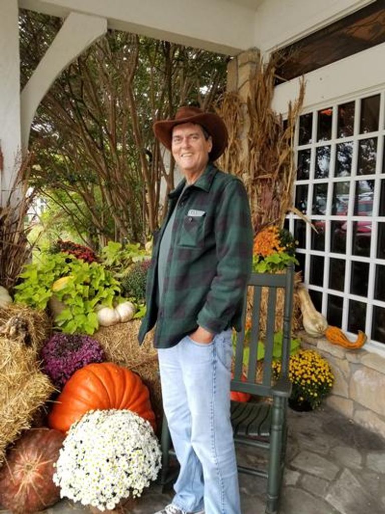 Juan Robert Standridge Profile Photo