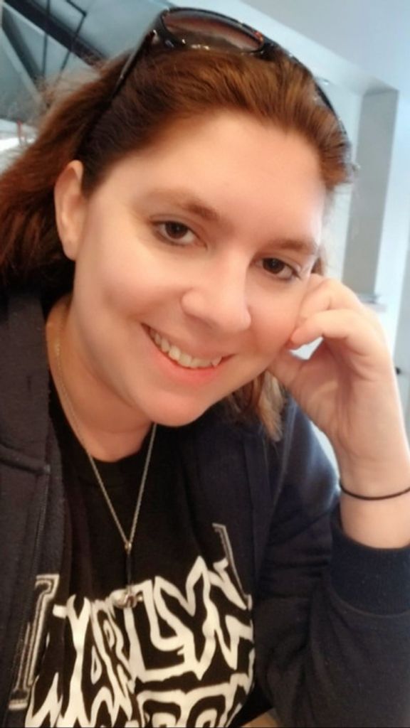 Lyndsay Nicole Westcott