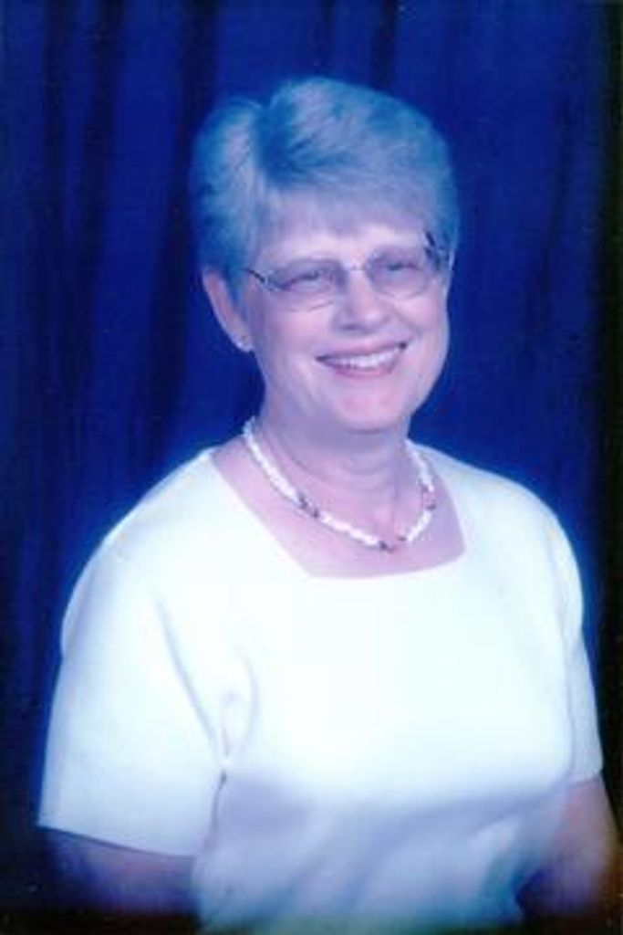 Carolyn (Spoerl)  Quade