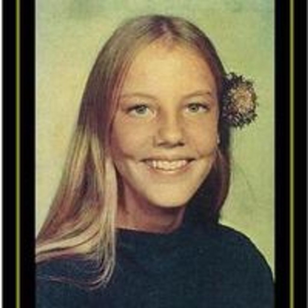 Suzanne Faye Derosier