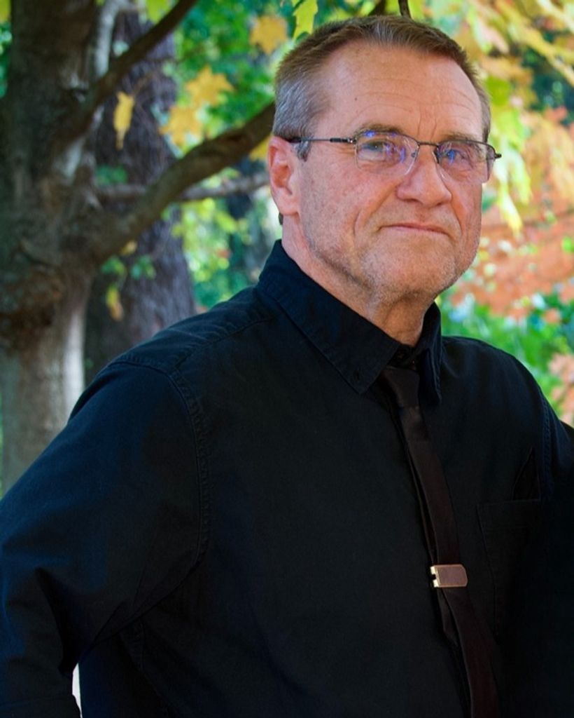 Thomas F. Earle, Jr. Profile Photo