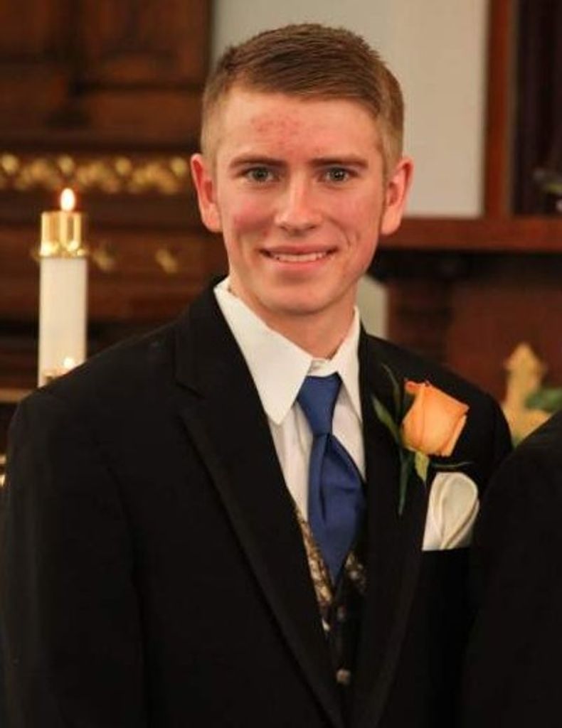 CULLEN THOMAS LUMBREZER