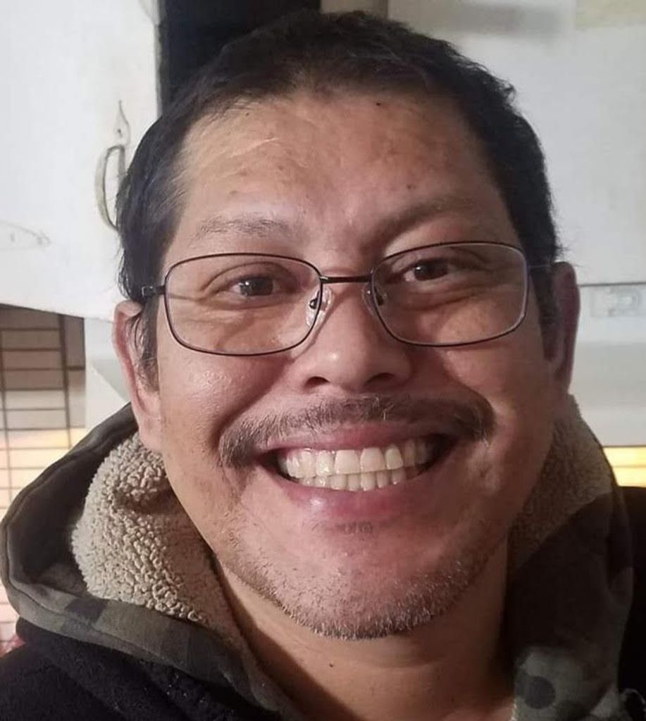 Carlos Serratos-Ibarra Profile Photo
