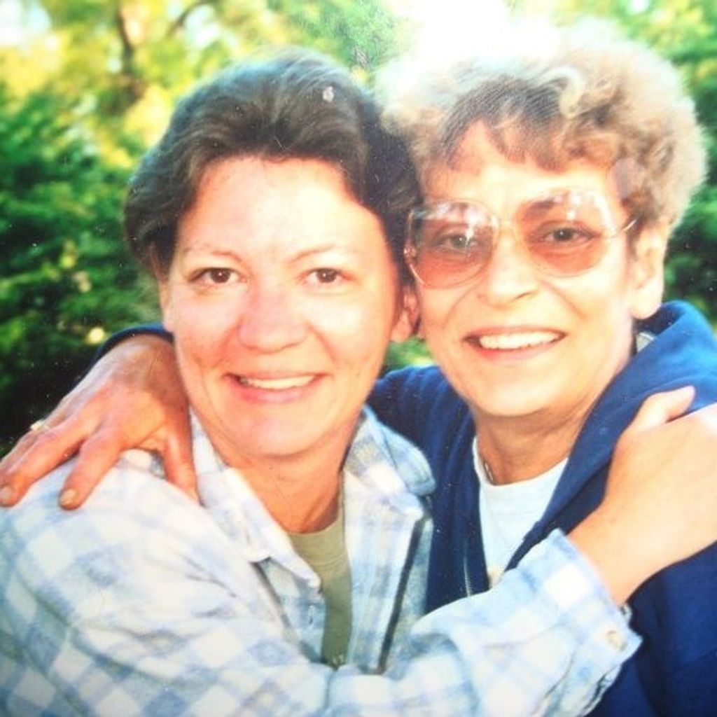 Carolyn Burin-Mikula