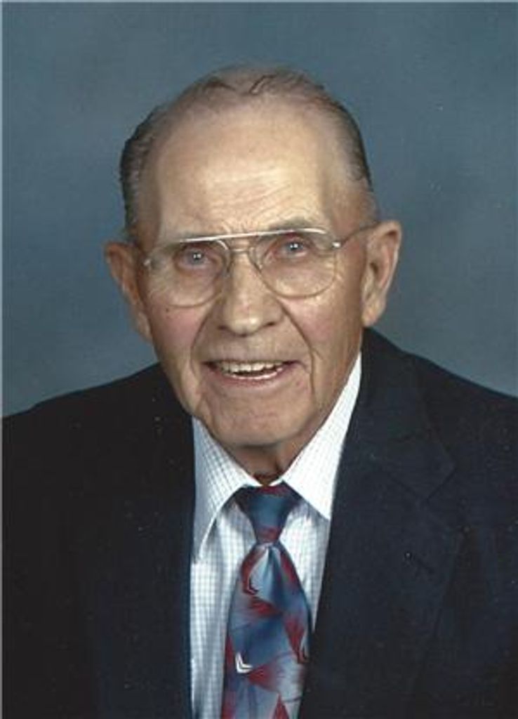 Aaron  Stoebner