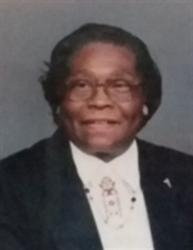 Clara Hollins photo gallery thumbnail 1 of 2