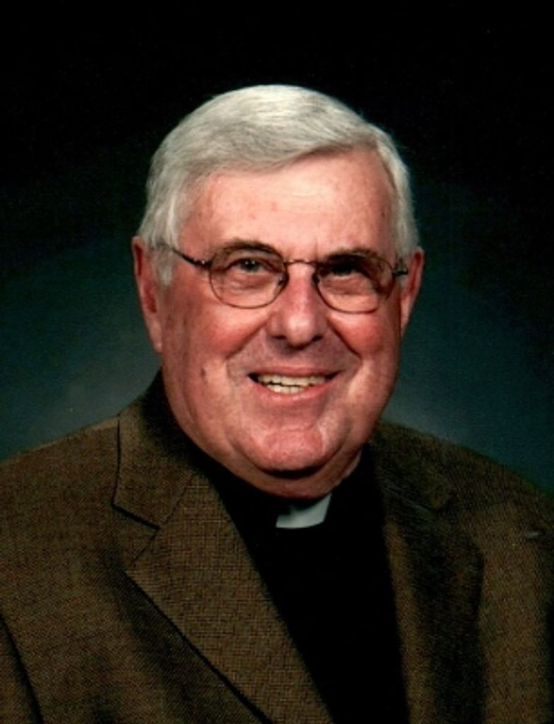 Rev. Robert E. Rhodes Jr. Profile Photo