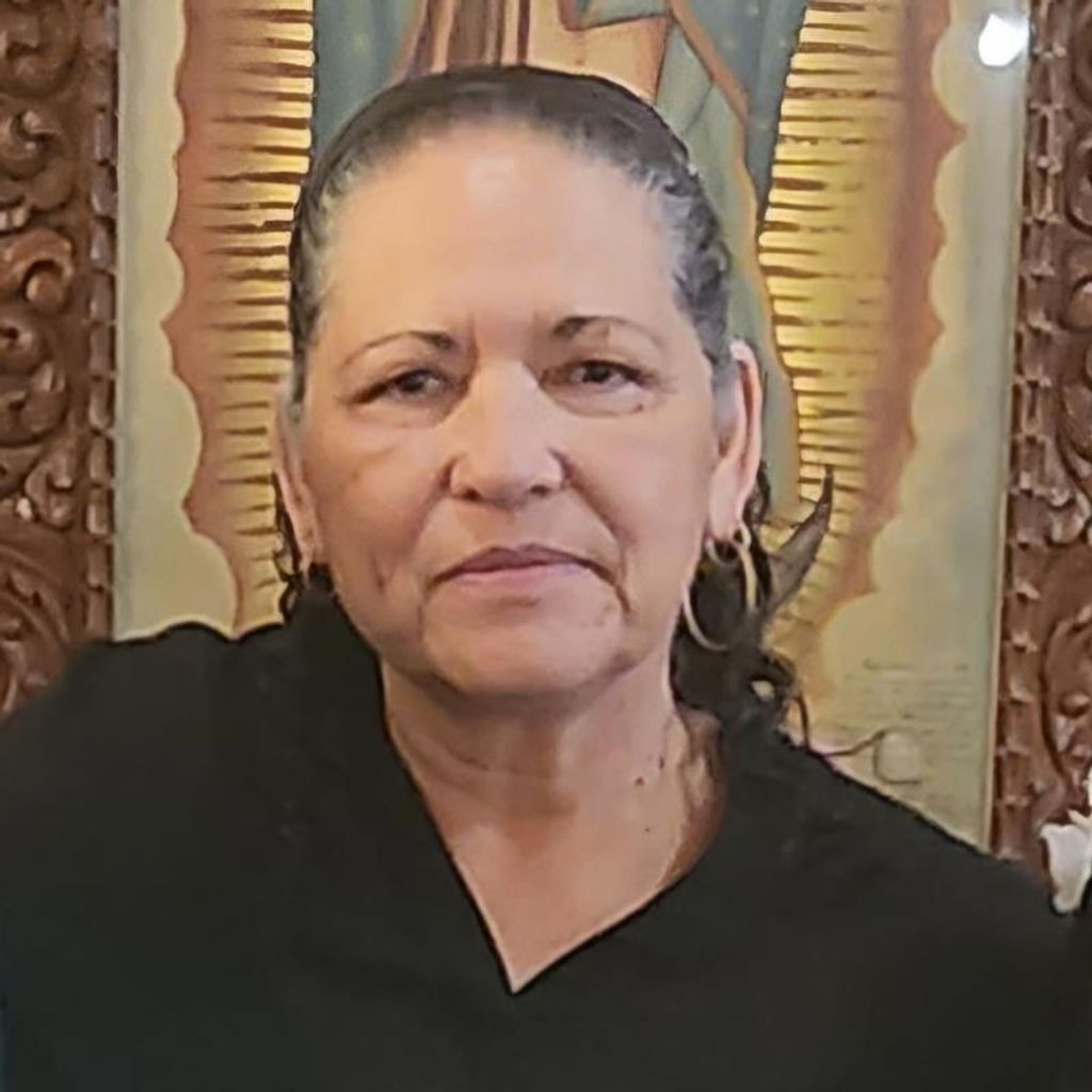 Amalia "Molly" Santa Cruz Profile Photo