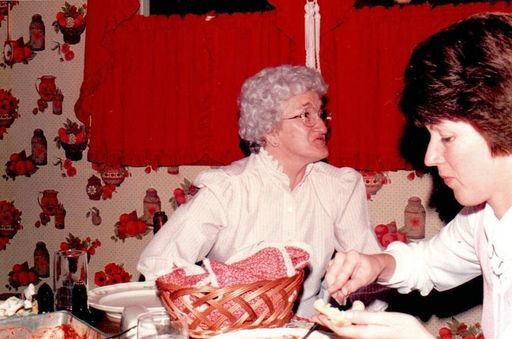 Virginia Gordon photo gallery thumbnail 10 of 33
