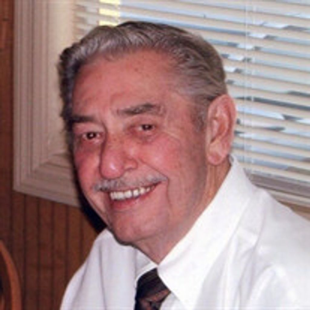 Robert "Bob" Maccaux Sr.