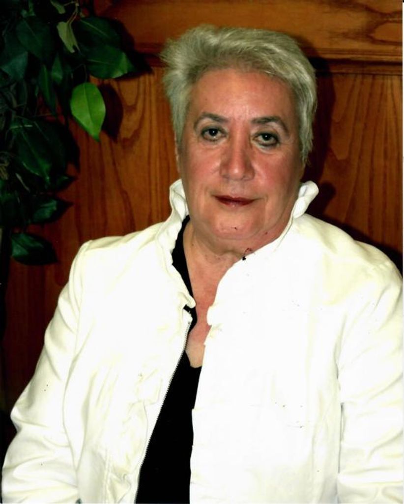 Lucinda Villarreal