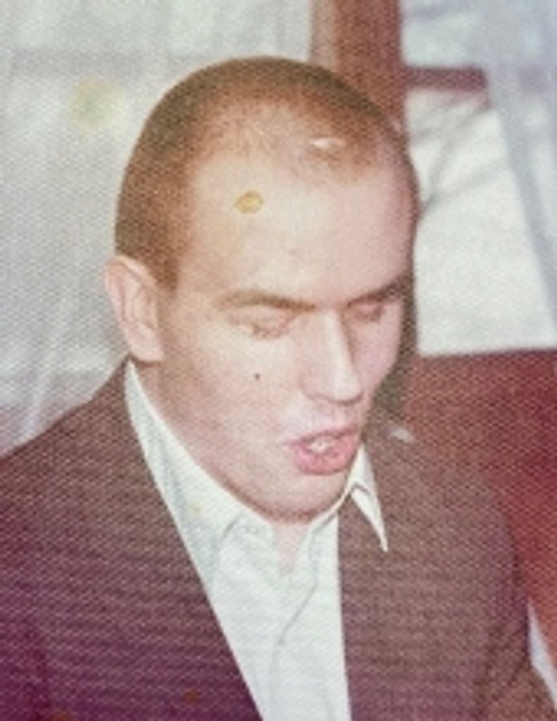 Kevin S. Dereszynski