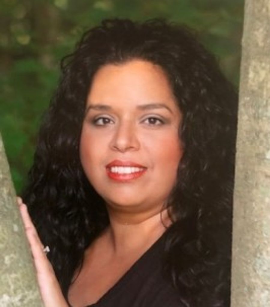 Helga Gonzalez-Castro